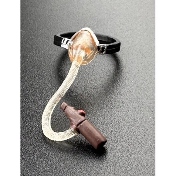 2009 Legacy Collection Chewbacca Breathing Mask Apparatus Accessory Saga Legends - Picture 2 of 5